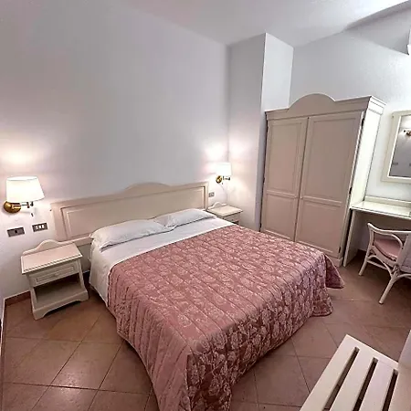 Hotel Terranova 3*